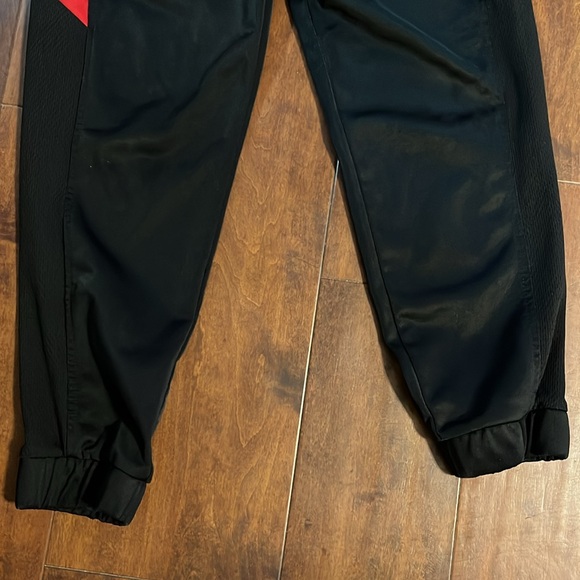 Boys track pants and zip-up hoodie set - Picture 2 of 11